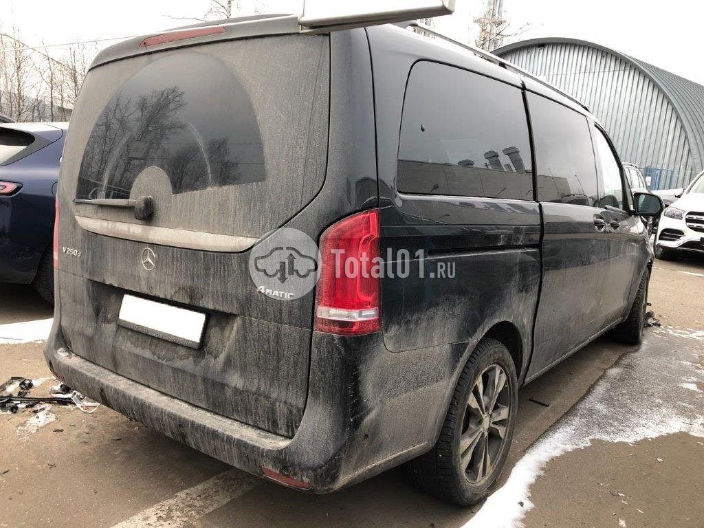 Фото Mercedes-Benz V-класс 76