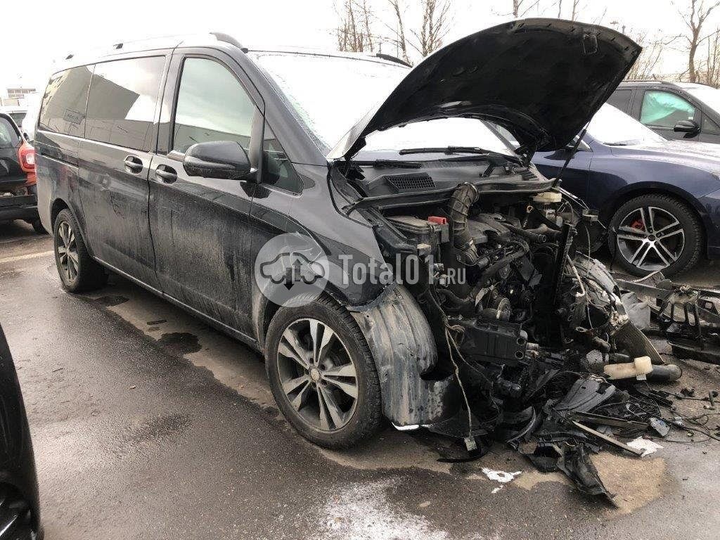 Фото Mercedes-Benz V-класс 306