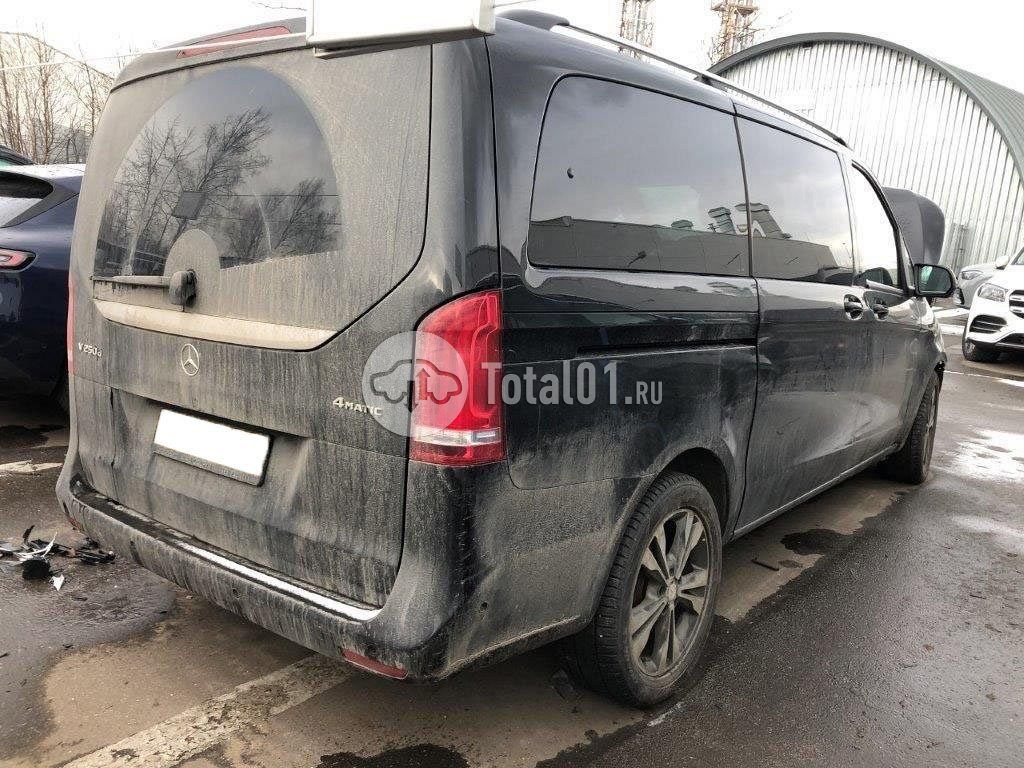 Фото Mercedes-Benz V-класс 312