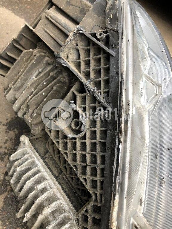 Фото Mercedes-Benz V-класс 400