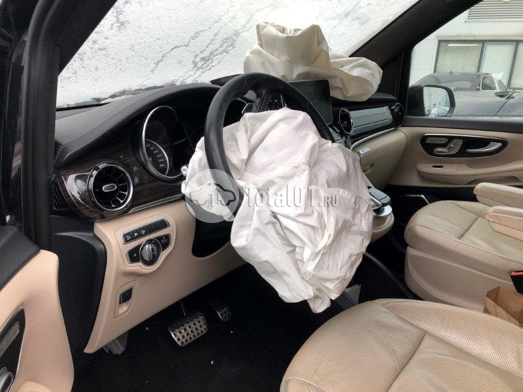 Фото Mercedes-Benz V-класс 596