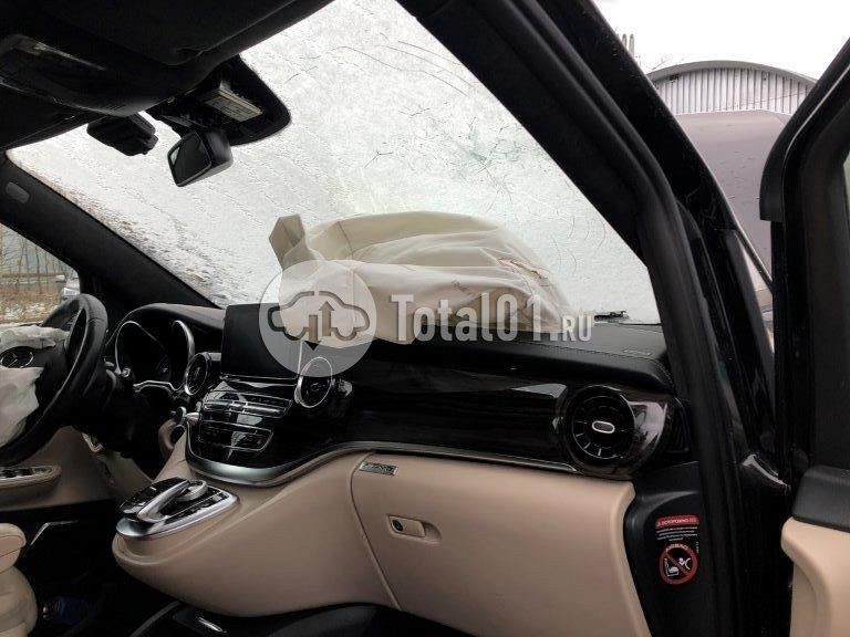 Фото Mercedes-Benz V-класс 604