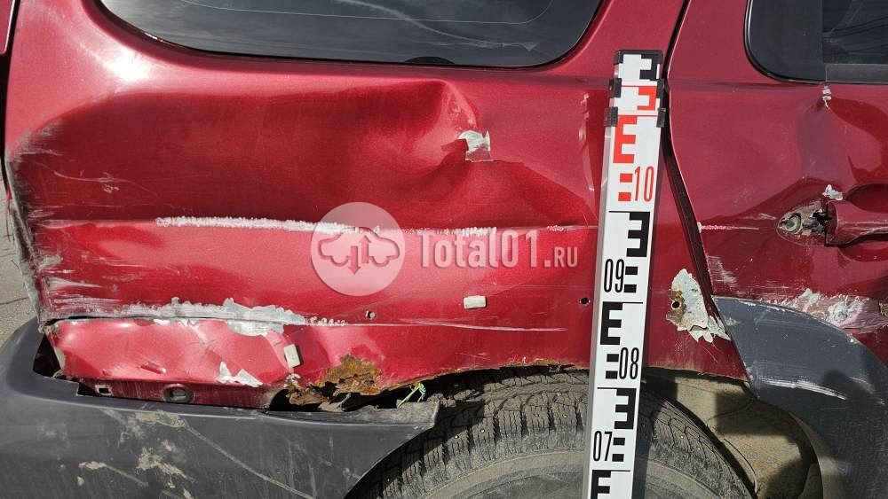 Фото Mazda Tribute 14