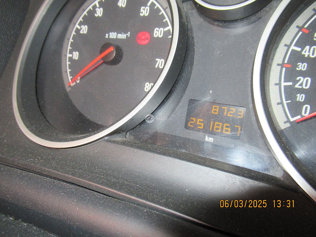Фото Opel Astra 20