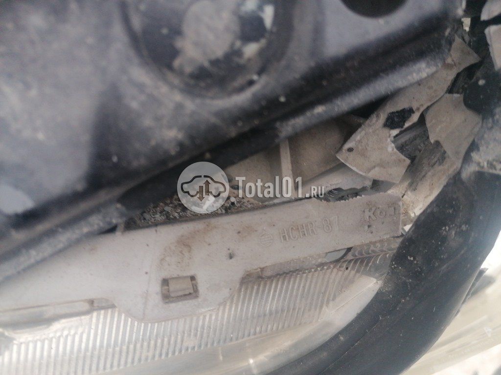 Фото Toyota Progres 54