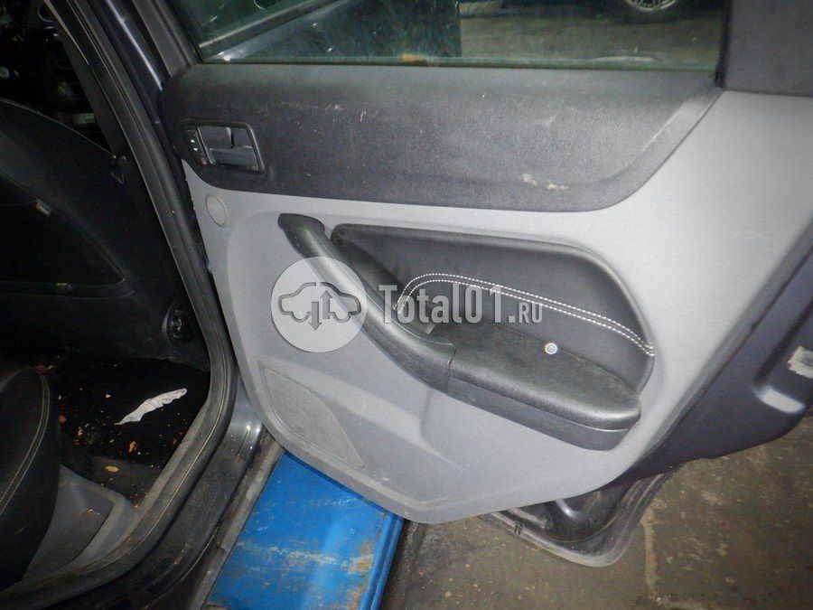 Фото Ford Focus 26