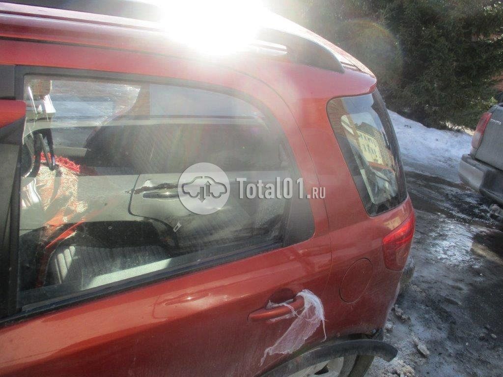 Фото Suzuki SX4 30