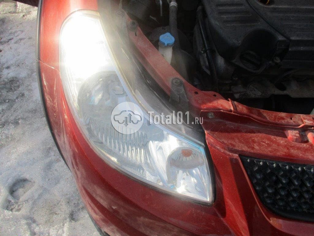 Фото Suzuki SX4 64