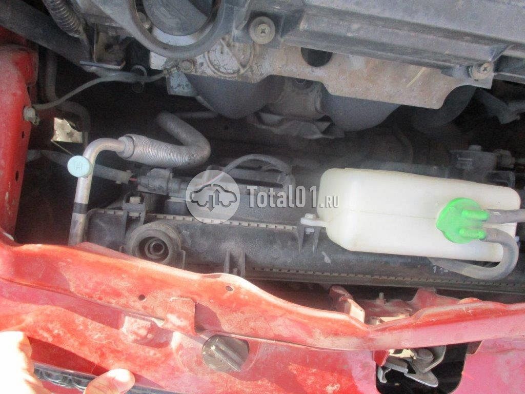 Фото Suzuki SX4 66