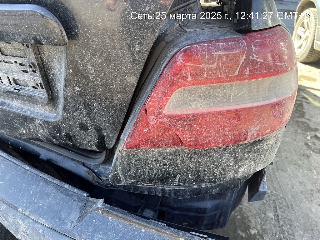 Фото Volvo S40 32
