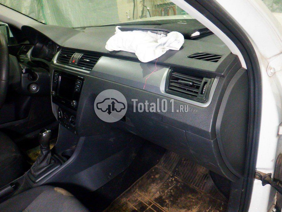 Фото Skoda Rapid 26