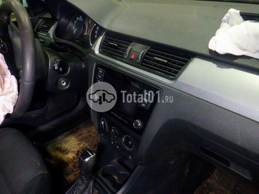 Фото Skoda Rapid 28