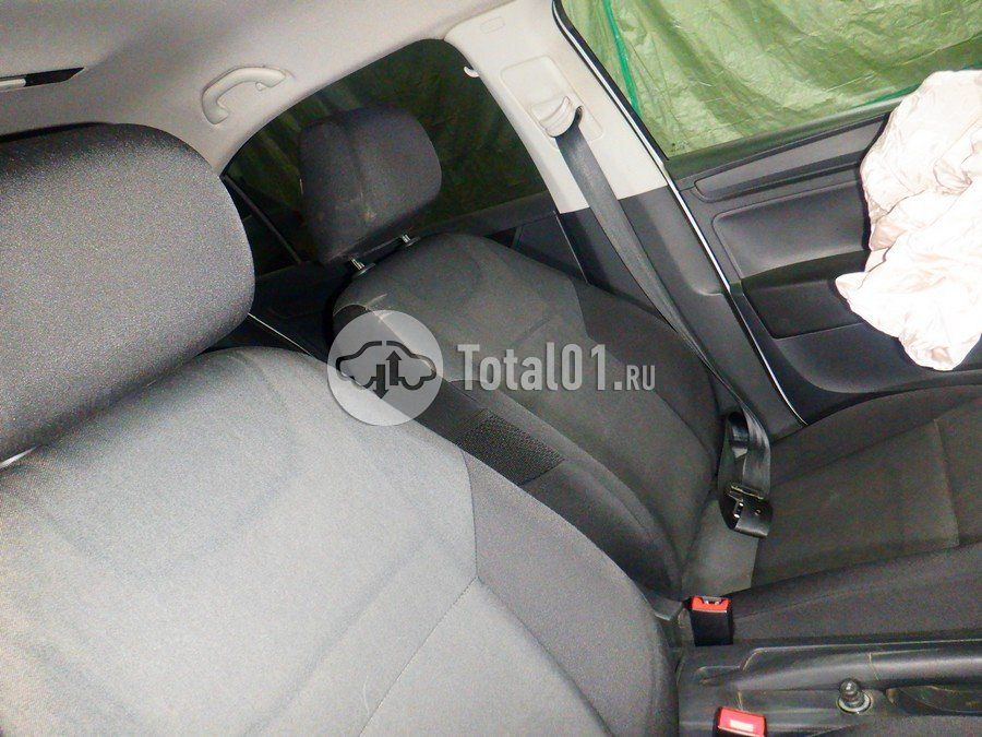 Фото Skoda Rapid 36