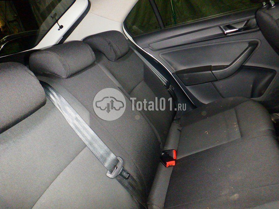 Фото Skoda Rapid 46