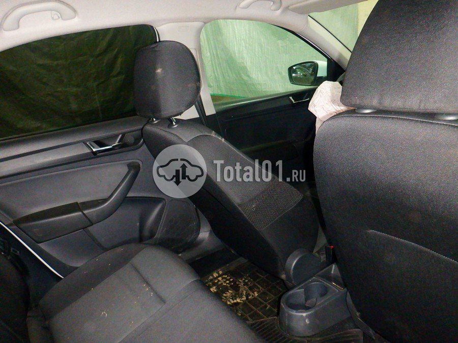 Фото Skoda Rapid 48