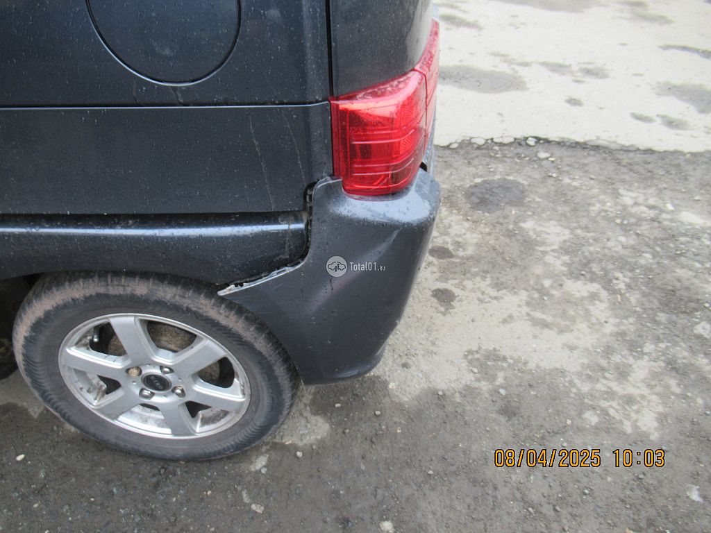 Фото Honda Mobilio Spike 20