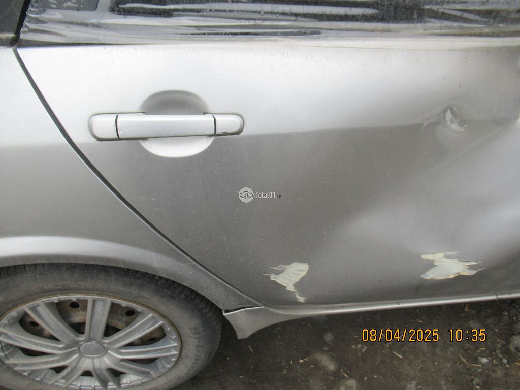 Фото Nissan Primera 80