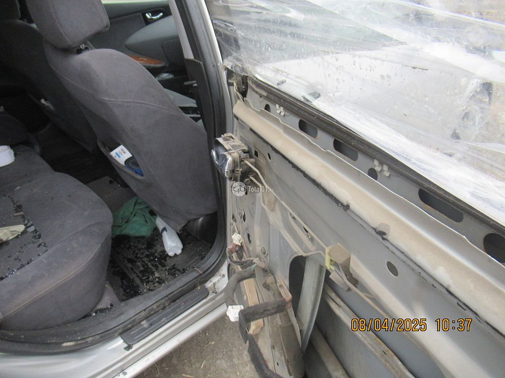 Фото Nissan Primera 130