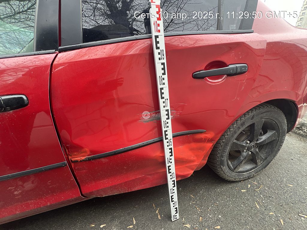 Фото Mazda 3 14
