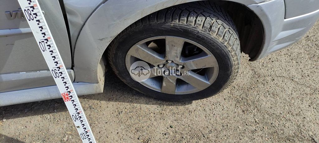 Фото Pontiac Vibe 54