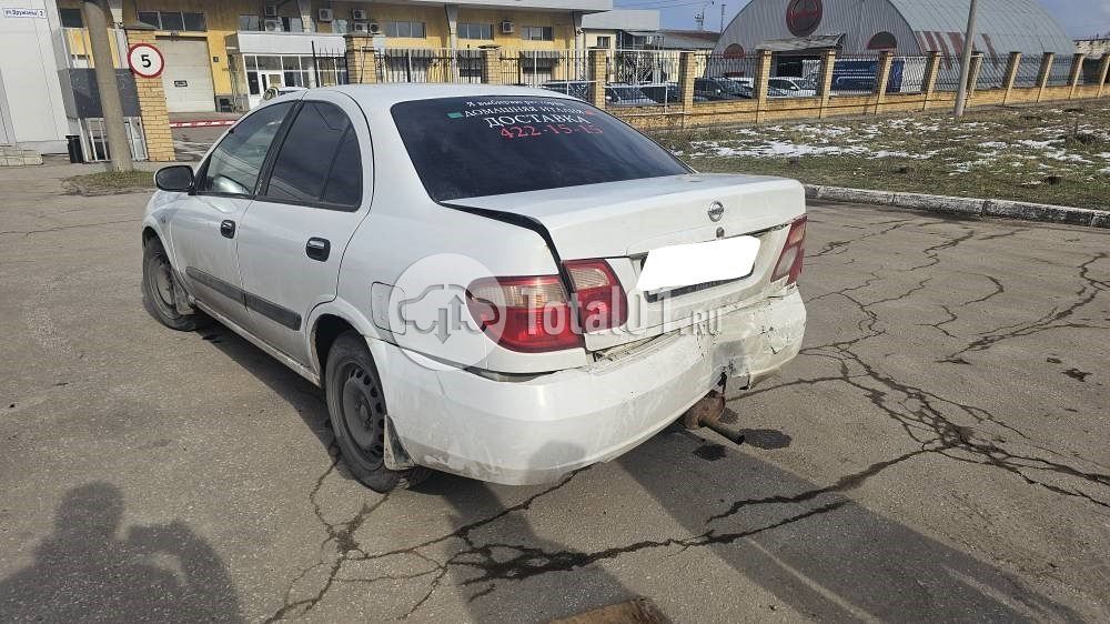 Фото Nissan Almera 8