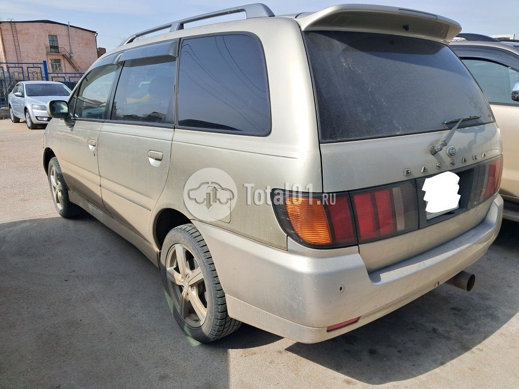 Фото Nissan Bassara 8