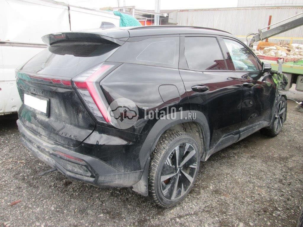 Фото Geely Atlas 2