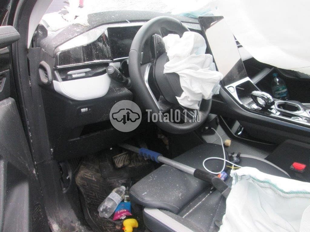 Фото Geely Atlas 82