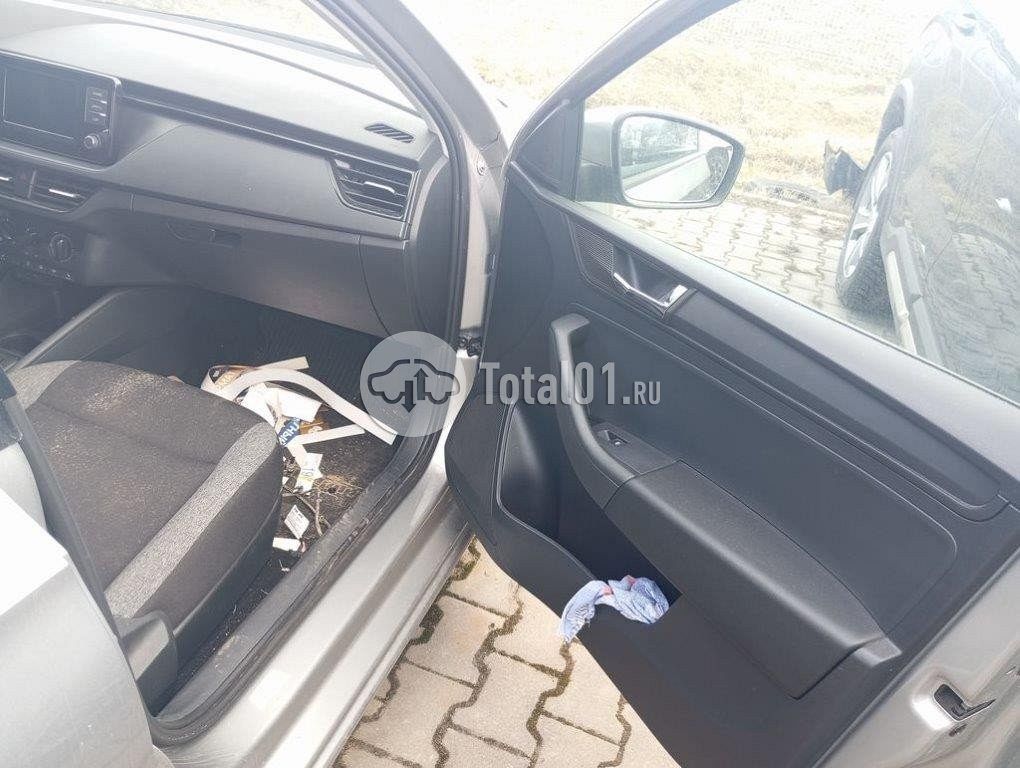 Фото Skoda Rapid 74