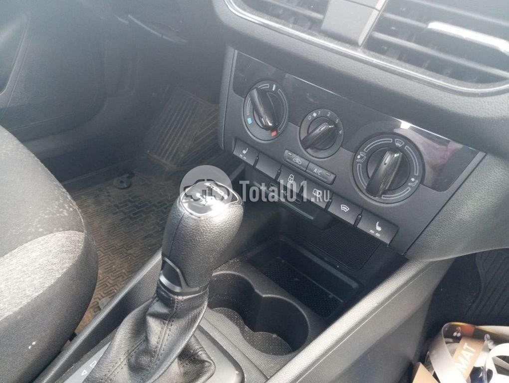 Фото Skoda Rapid 88