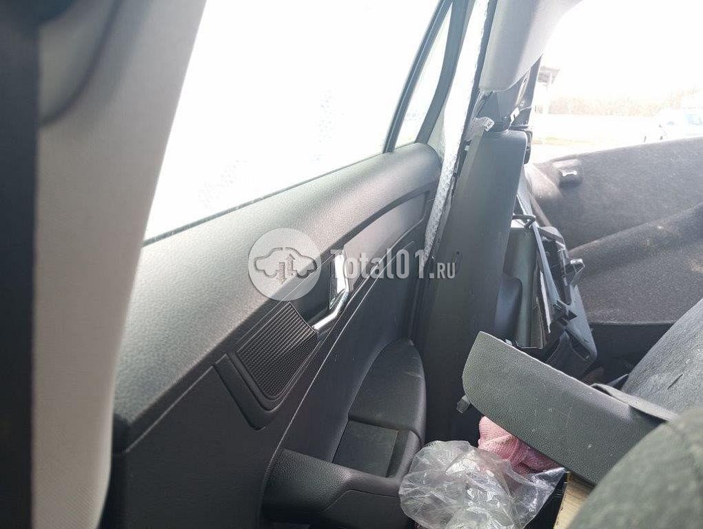 Фото Skoda Rapid 98
