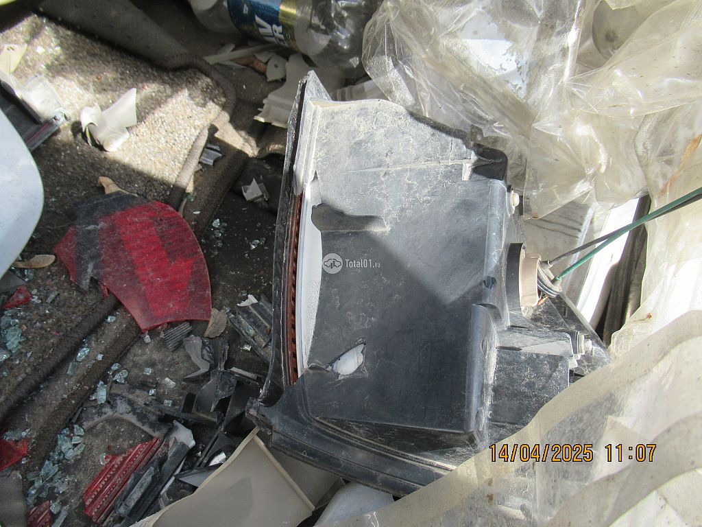 Фото Nissan Bassara 32