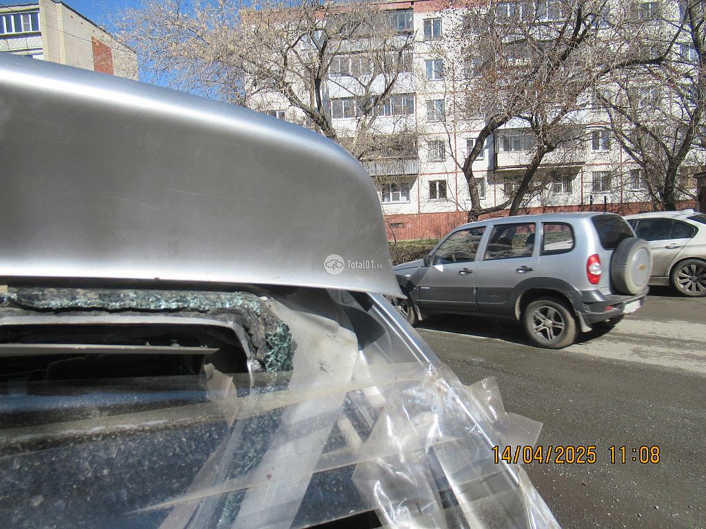 Фото Nissan Bassara 76
