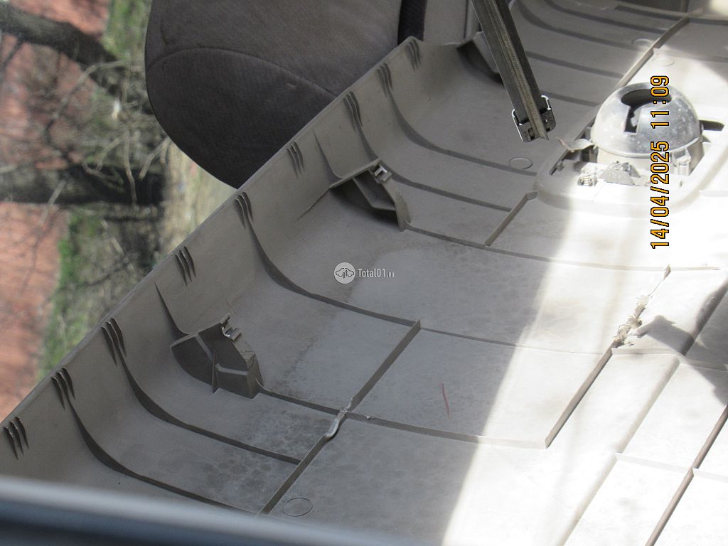 Фото Nissan Bassara 84