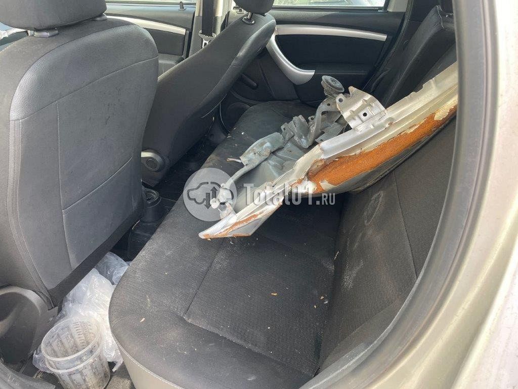 Фото Nissan Terrano 12
