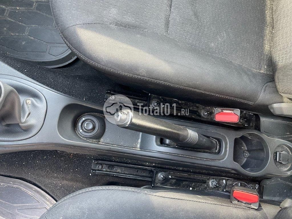 Фото Nissan Terrano 36
