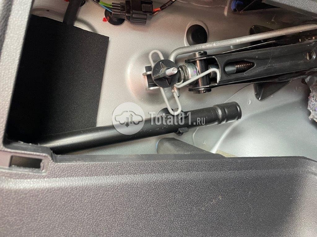 Фото Nissan Terrano 80
