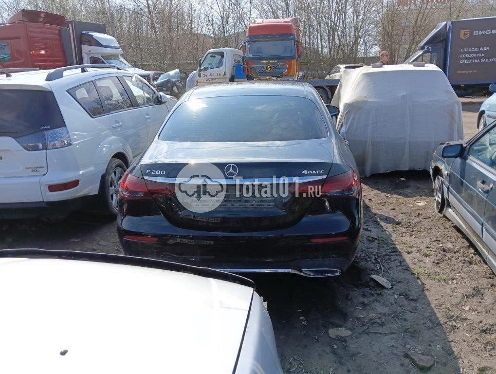 Фото Mercedes-Benz E-класс 38
