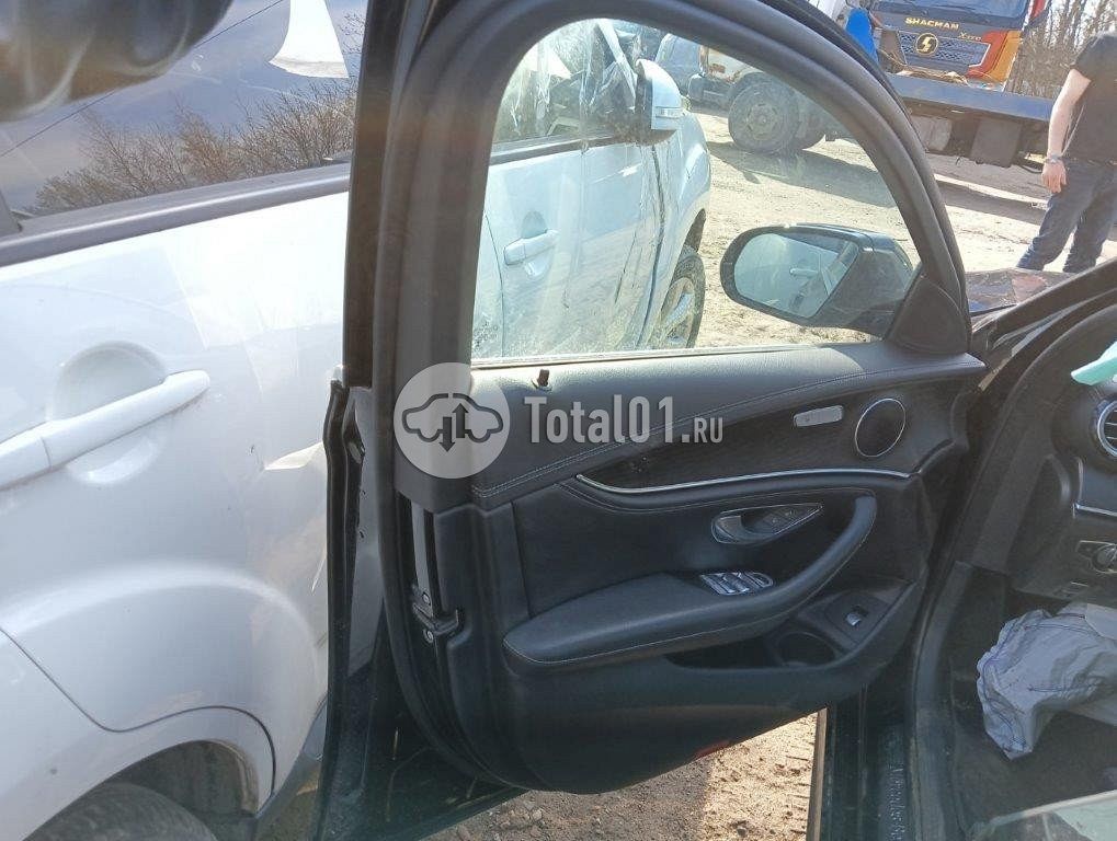 Фото Mercedes-Benz E-класс 136