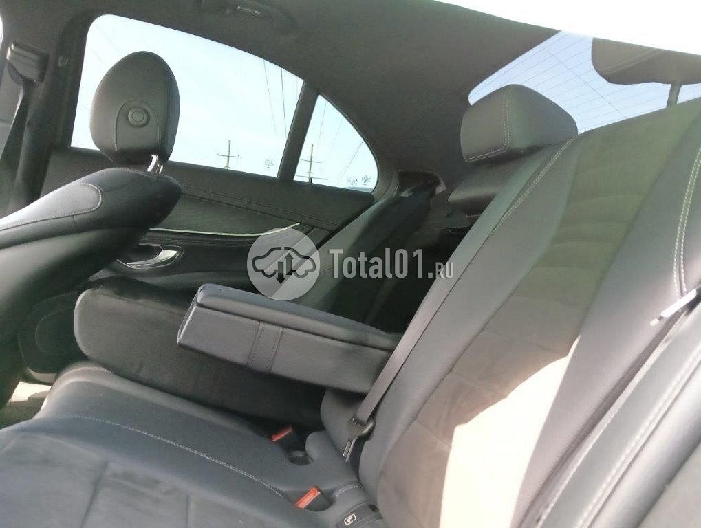 Фото Mercedes-Benz E-класс 178