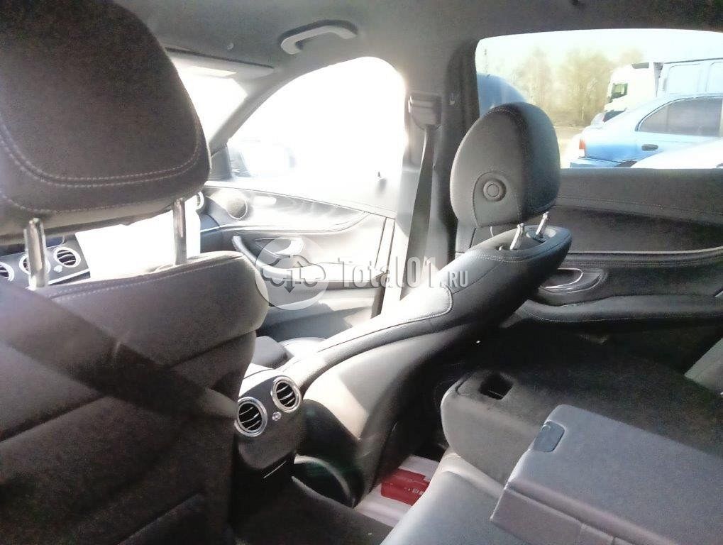 Фото Mercedes-Benz E-класс 180