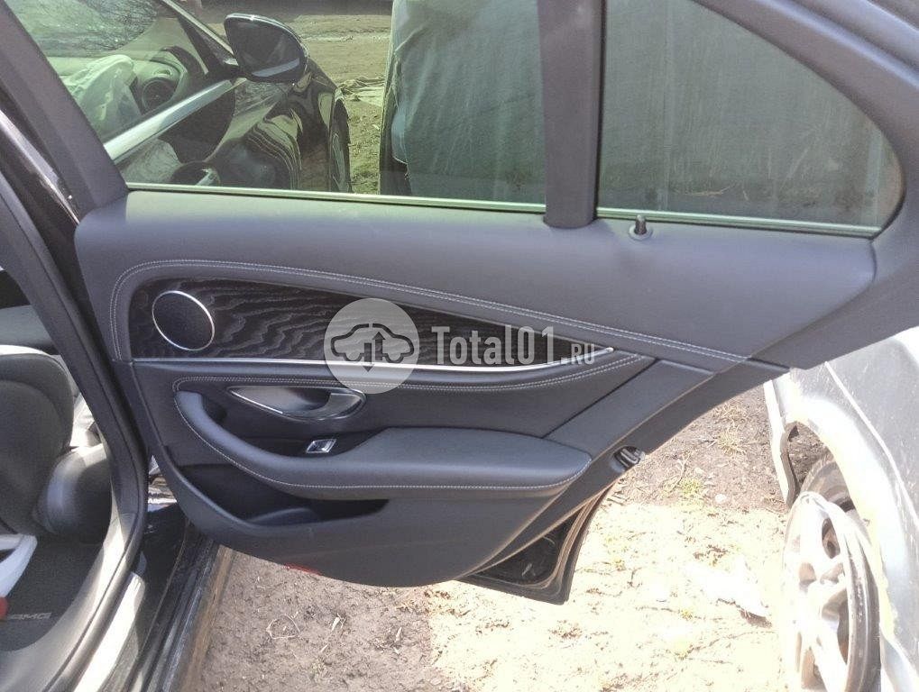 Фото Mercedes-Benz E-класс 190