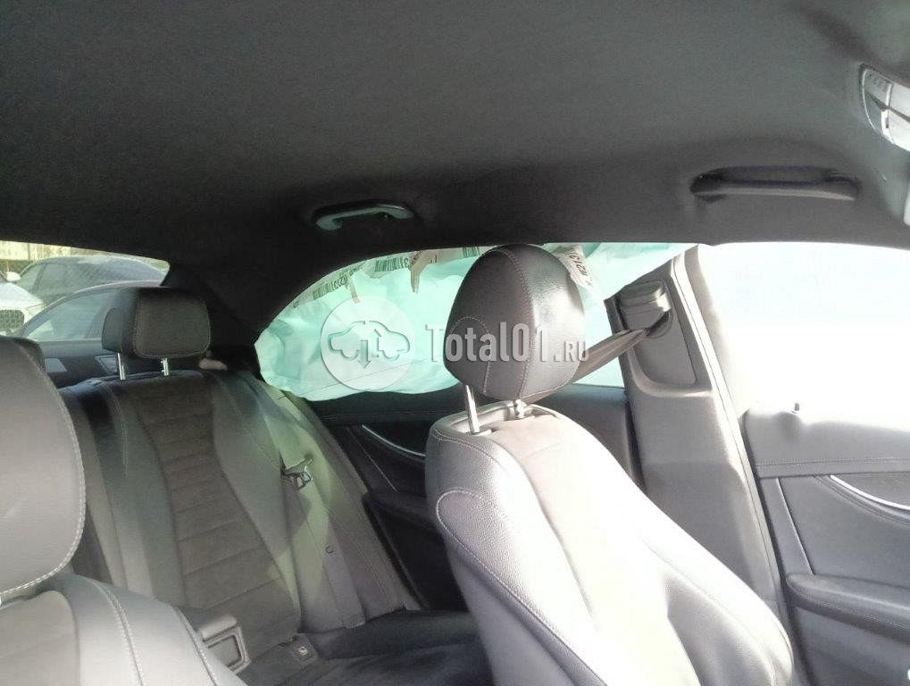 Фото Mercedes-Benz E-класс 270