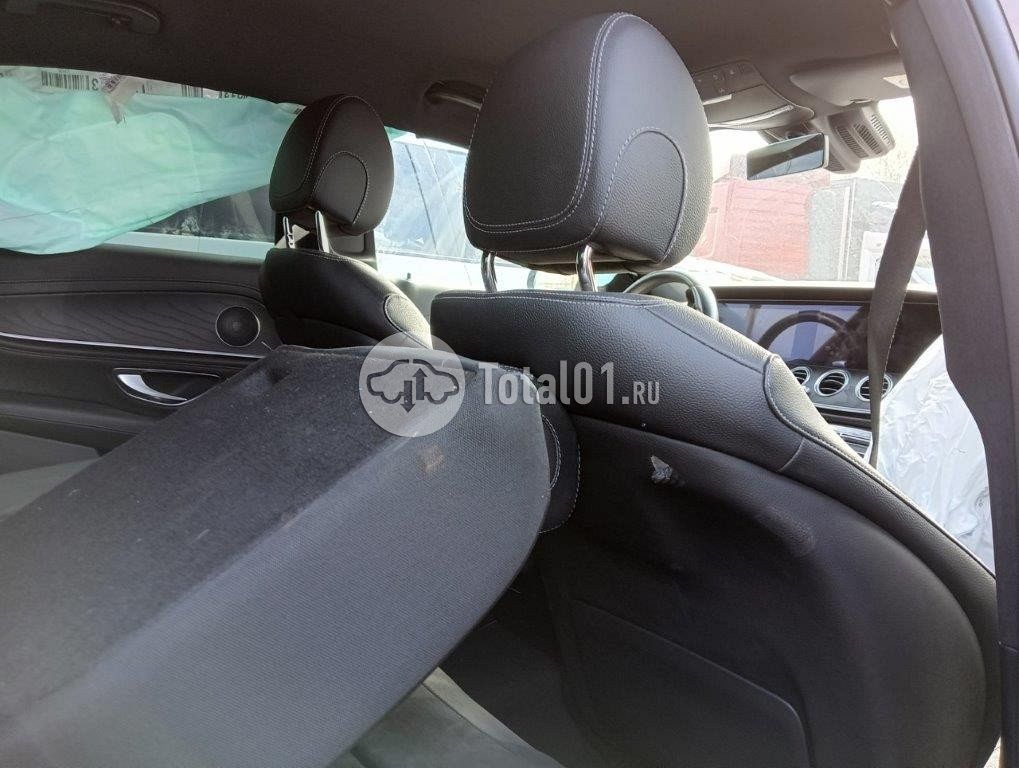 Фото Mercedes-Benz E-класс 282