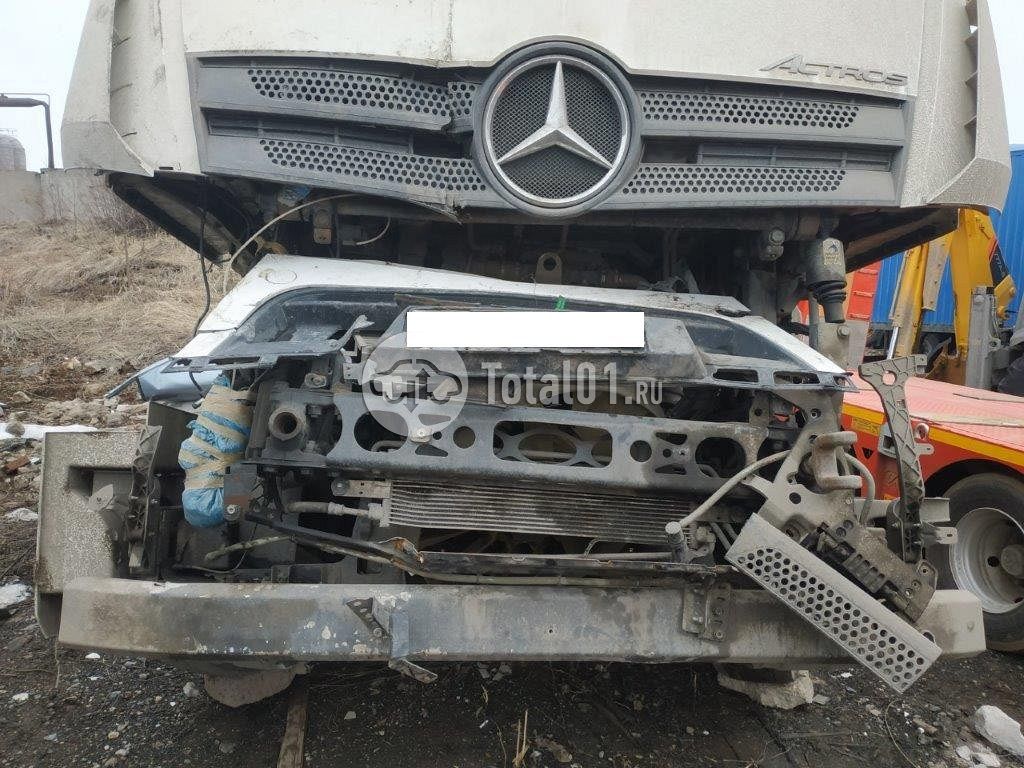 Фото Mercedes-Benz Actros 1845 10