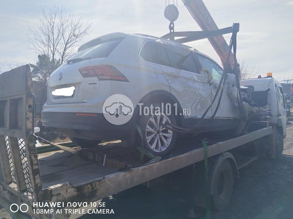 Фото Volkswagen Tiguan 6