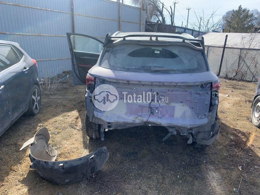 Фото Geely Coolray 20