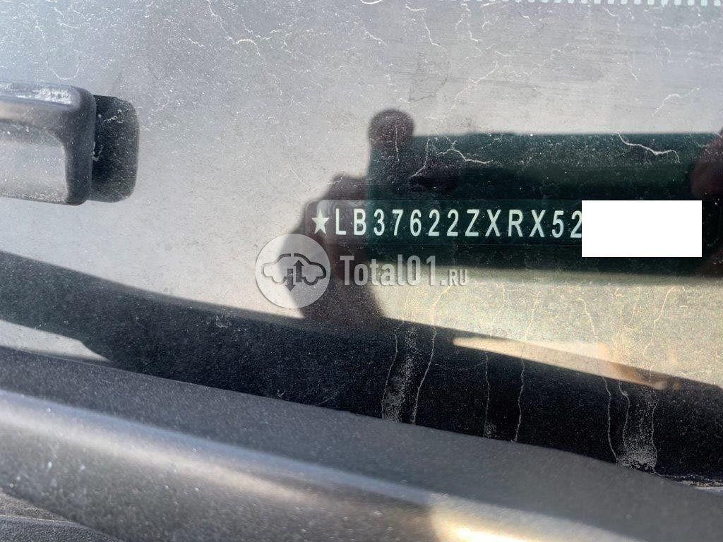 Фото Geely Coolray 48
