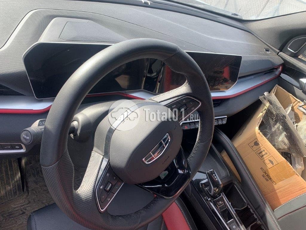 Фото Geely Coolray 62
