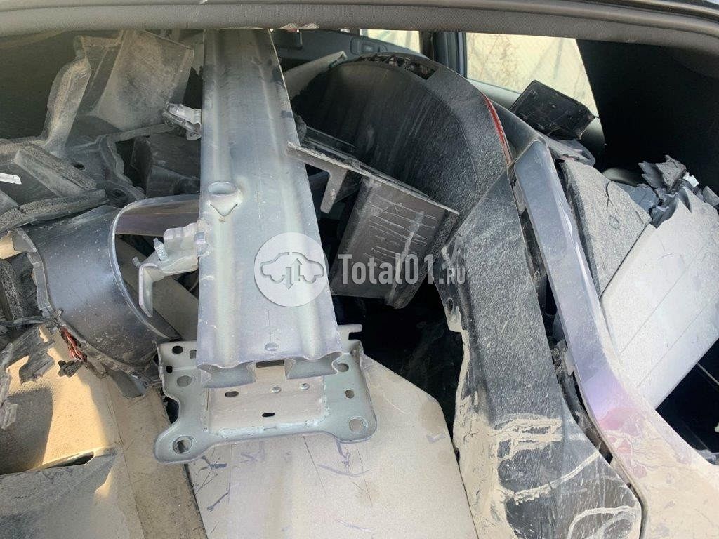 Фото Geely Coolray 92